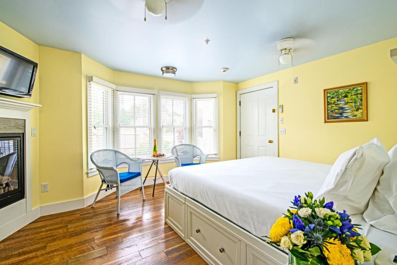 Bed and Breakfast Admiral'S Landing (Adults Only) Provincetown Exteriér fotografie