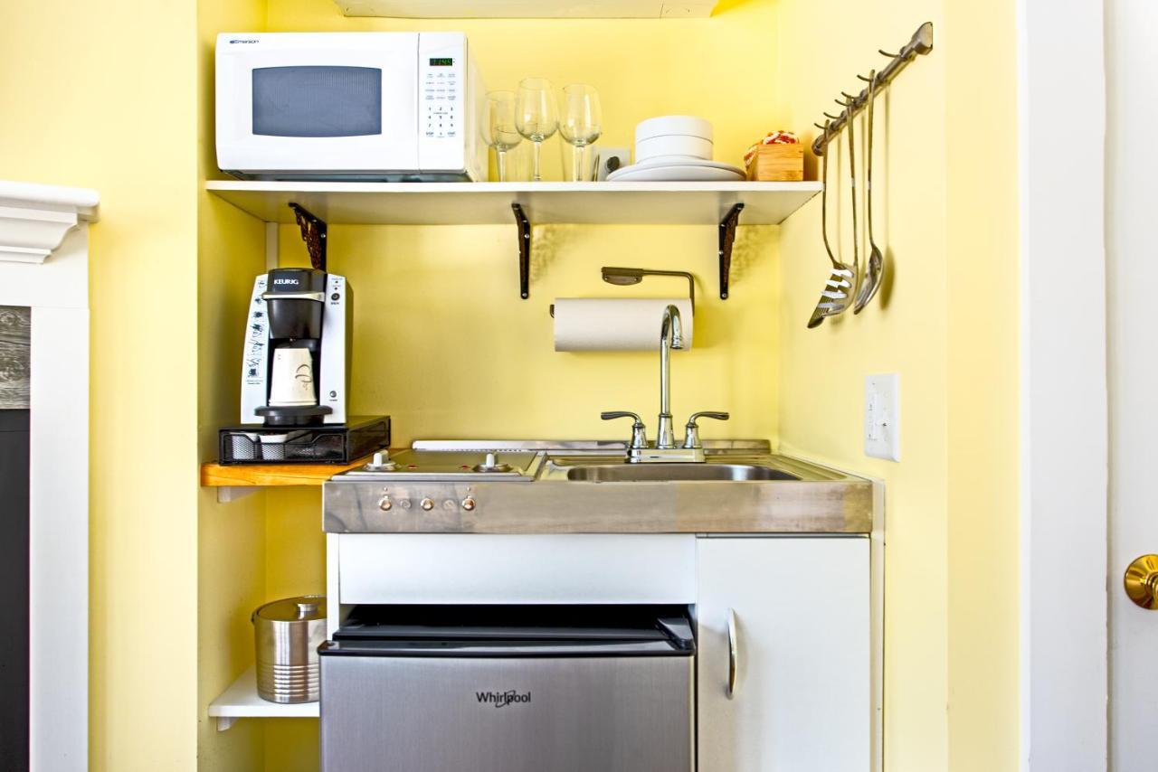 Bed and Breakfast Admiral'S Landing (Adults Only) Provincetown Exteriér fotografie
